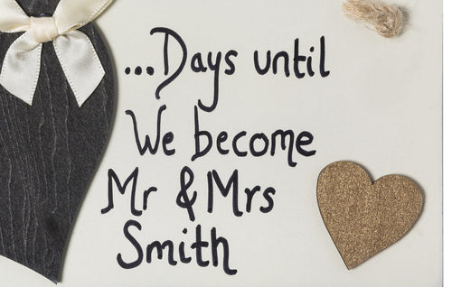 Load image into Gallery viewer, Personalised Handmade Wedding Countdown Plaque &amp;#39;Golden Heart&amp;#39; Sign Chalkboard Engagement Gift Mr &amp;amp; Mrs
