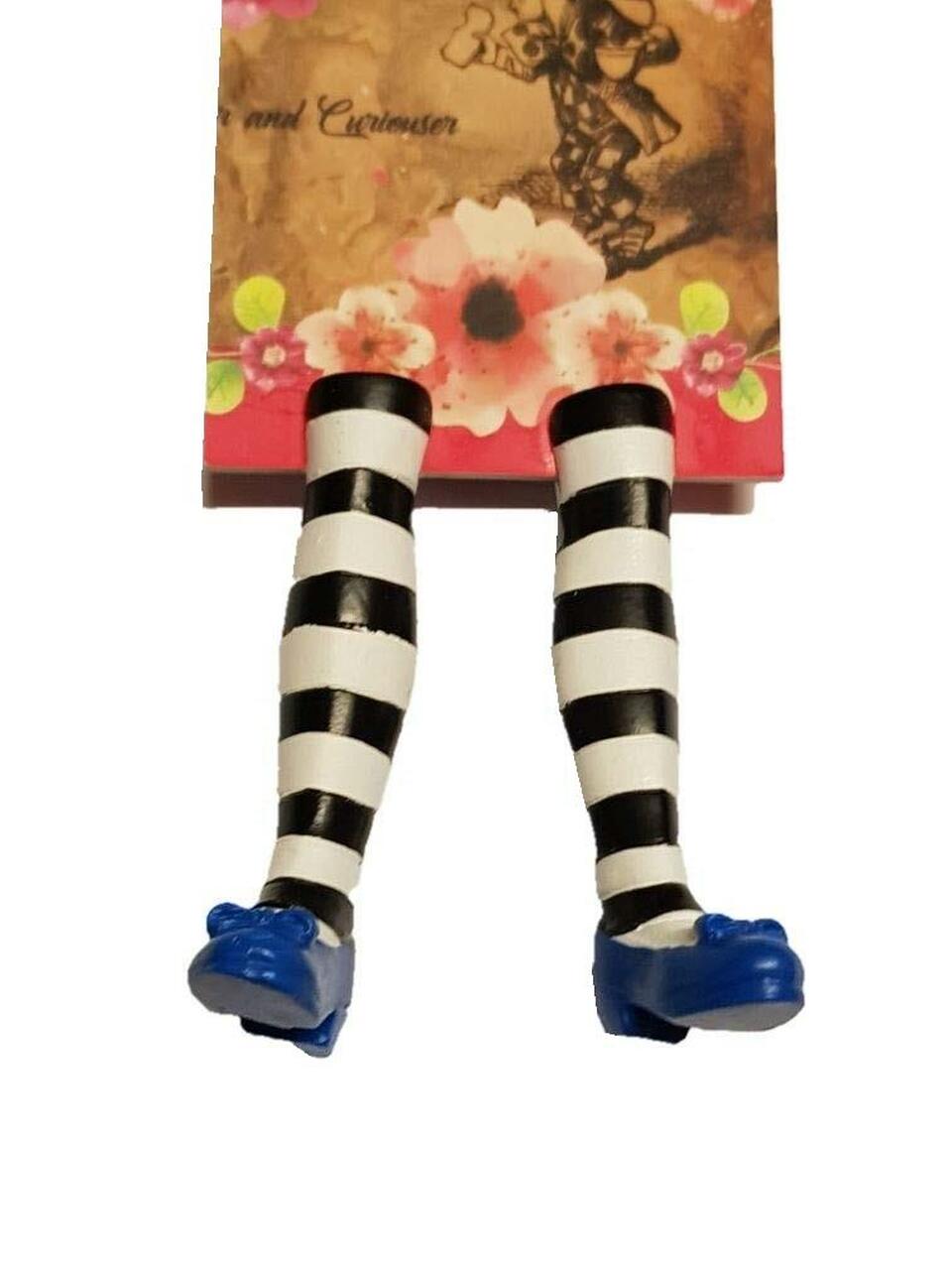 Load image into Gallery viewer, Alice in Wonderland Bookmark - Amazing Illustration and Moulded Alice feet - Book Lovers Gift
