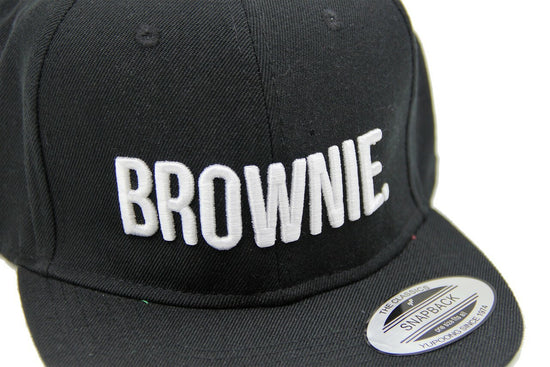 5-Panel Snapback Cap with Embroidered 'Brownie' Lettering Flat Peak and Stylish Retro Hiphop/Rapper Design in Black with White Text - Size Adjustable